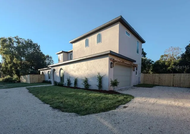 Single family home for sale at 2045 South St, Oviedo, FL 32765 | MLS# O6449982 | Listing updated on 2026-10-26