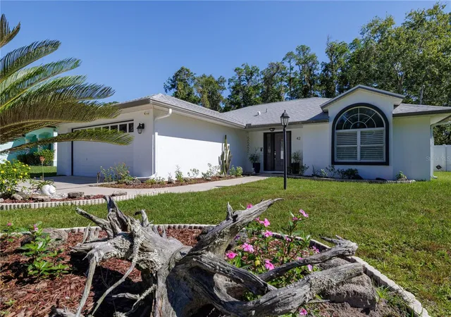 Photo 3 of Single family home for sale at 42 Zaun Trl, Palm Coast, FL 32164 | MLS# FC322125 | Listing updated on 2026-10-16