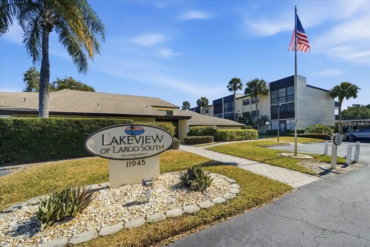 Listing Photo 1 - Condo for sale in 11945 143Rd St located at 11945 143Rd St, Largo, FL 33774 - Unit #7319