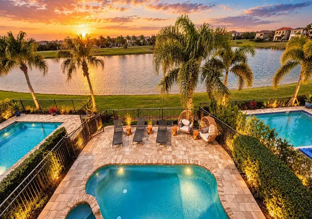Photo 1 of Single family home for sale at 864 Golden Bear Dr, Reunion, FL 34747 | MLS# S5159548 | Listing updated on 2026-10-30