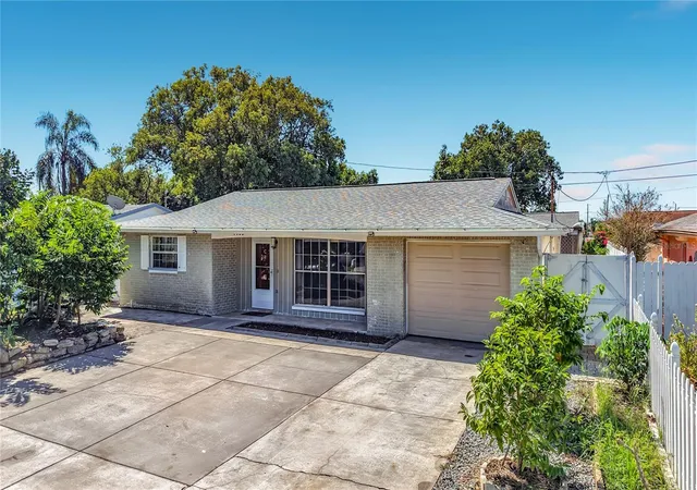 Photo 2 of Single family home for sale at 1153 Chancellor Dr, Holiday, FL 34690 | MLS# TB8558245 | Listing updated on 2026-10-22