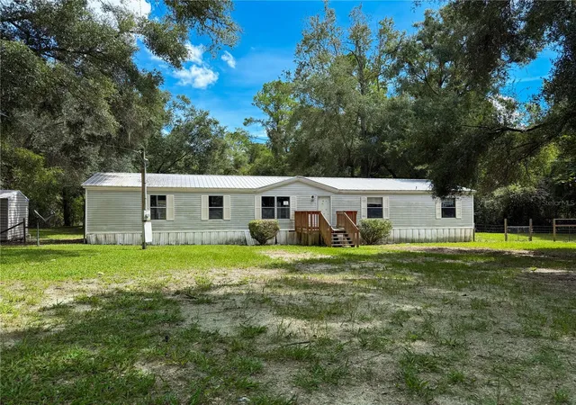 Photo 2 of Manufactured home for sale at 19413 Sw State Rd 47, Fort White, FL 32038 | MLS# GC544189 | Listing updated on 2026-10-26