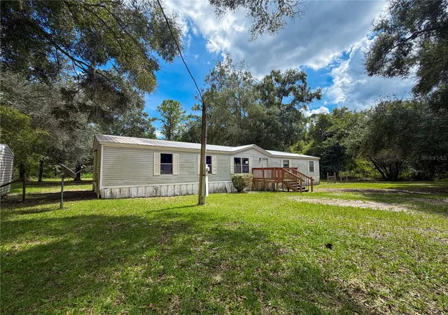 Photo 3 of Manufactured home for sale at 19413 Sw State Rd 47, Fort White, FL 32038 | MLS# GC544189 | Listing updated on 2026-10-26