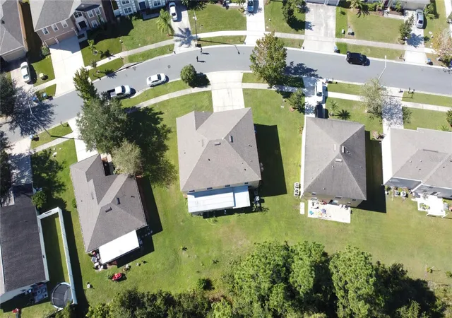 Photo 3 of Single family home for sale at 4019 Hely Cate Pl, Kissimmee, FL 34744 | MLS# O6450019 | Listing updated on 2026-10-30