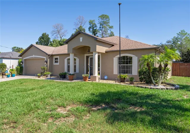 Photo 3 of Single family home for sale at 5252 Mentmore, Spring Hill, FL 34606 | MLS# W7890334 | Listing updated on 2026-10-19