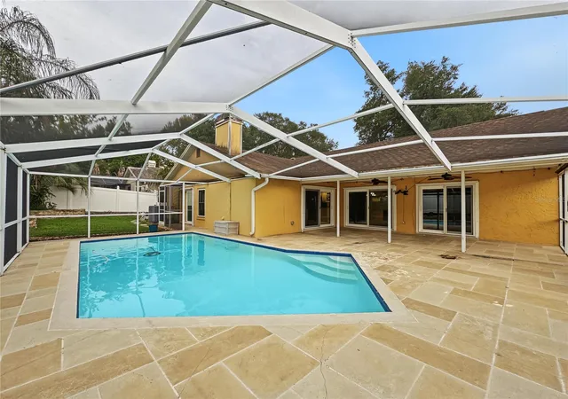 Photo 1 of Single family home for sale at 2510 Brimhollow Dr, Valrico, FL 33596 | MLS# TB8558255 | Listing updated on 2026-10-20
