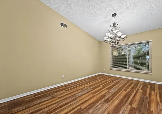 Photo 3 of Single family home for sale at 2510 Brimhollow Dr, Valrico, FL 33596 | MLS# TB8558255 | Listing updated on 2026-10-20