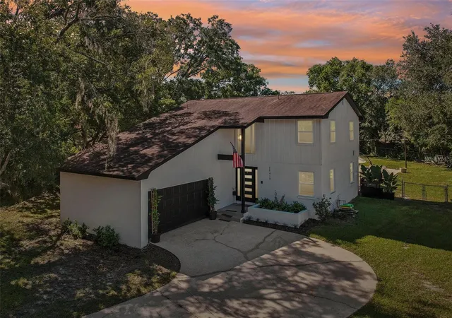 Photo 1 of Single family home for sale at 18410 Sterling Silver Cir, Lutz, FL 33549 | MLS# W7890337 | Listing updated on 2026-10-20