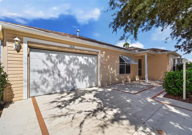 Photo 2 of Single family home for sale at 3331 Roanoke St, The Villages, FL 32162 | MLS# OM734060 | Listing updated on 2026-10-21