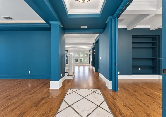 Photo 4 of Single family home for sale at 1355 Hibiscus Ave, Winter Park, FL 32789 | MLS# O6450044 | Listing updated on 2026-10-29
