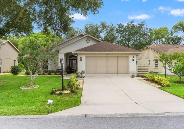 Photo 2 of Single family home for sale at 7350 Rosemont Ln, Spring Hill, FL 34606 | MLS# TB8558277 | Listing updated on 2026-10-17
