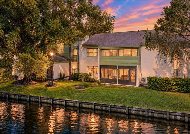 Condo for sale at 4106 Pinelake Ln #101, TAMPA, FL 33618 | MLS# TB8558278