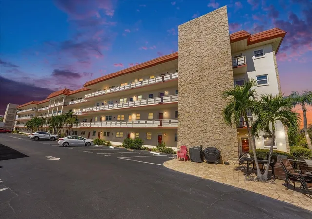 Photo 1 of Condo for sale at 3114 59th Street S #401, Gulfport, FL 33707 | MLS# TB8558283 | Listing updated on 2026-10-25
