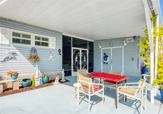 Photo 3 of Manufactured home for sale at 18675 US Hwy 19 N #303, Clearwater, FL 33764 | MLS# TB8558301 | Listing updated on 2026-10-24