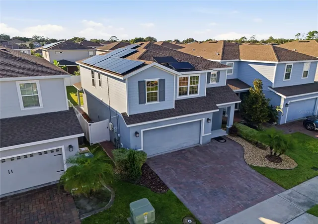 Photo 2 of Single family home for sale at 4406 Silver Crk St, Kissimmee, FL 34744 | MLS# O6450074 | Listing updated on 2026-10-20