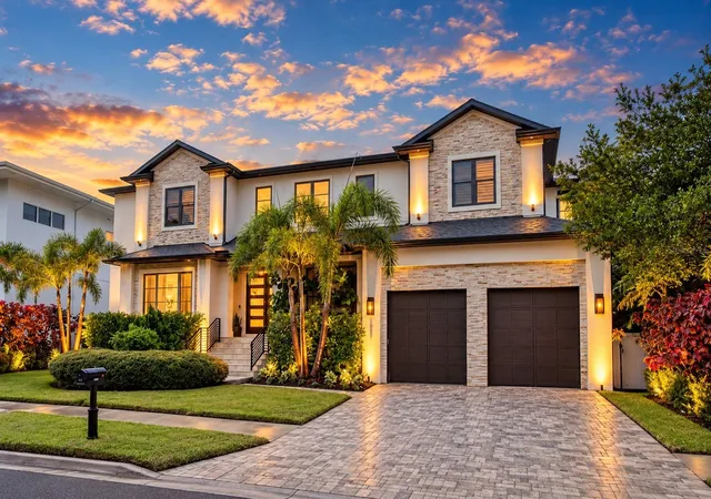 Photo 1 of Single family home for sale at 4807 W Longfellow Ave, Tampa, FL 33629 | MLS# TB8558328 | Listing updated on 2026-10-22