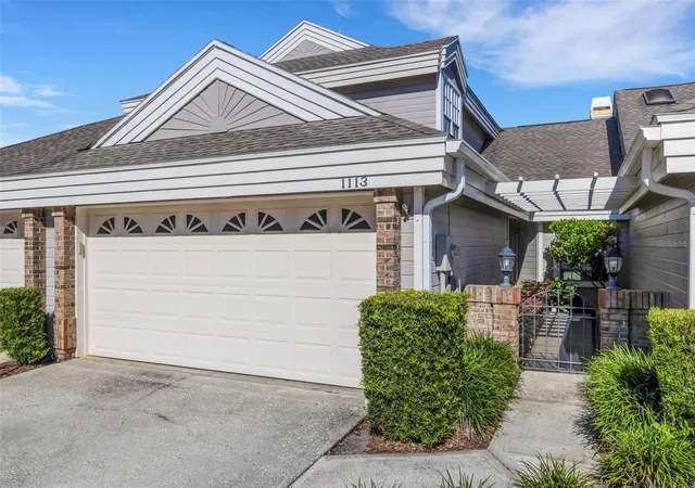 Condo for sale at 1113 Waterfall Ln, LAKELAND, FL 33803 | MLS# L4965802