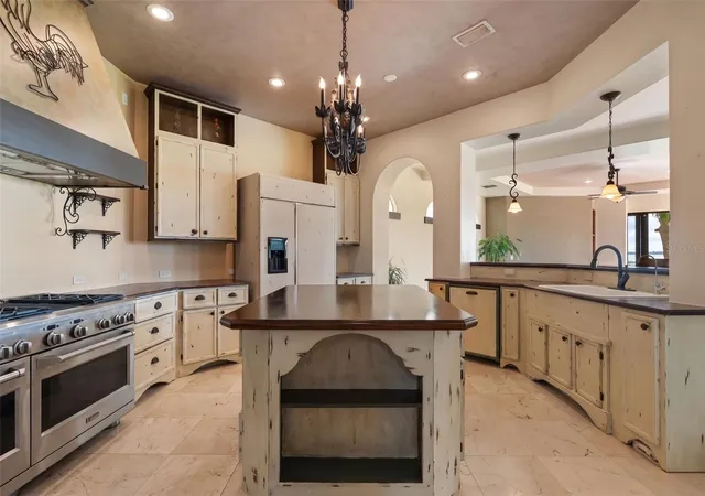 Photo 4 of Single family home for sale at 10226 Wittenberg Way, Orlando, FL 32832 | MLS# O6450107 | Listing updated on 2026-10-30