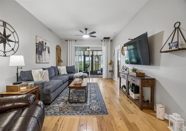Photo 3 of House for sale at 3640 Solana Cir #11C, Clermont, FL 34711 | MLS# O6450112 | Listing updated on 2026-10-21