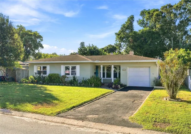 Photo 3 of Single family home for sale at 3600 Yardley Ave N, Saint Petersburg, FL 33713 | MLS# TB8558353 | Listing updated on 2026-10-22