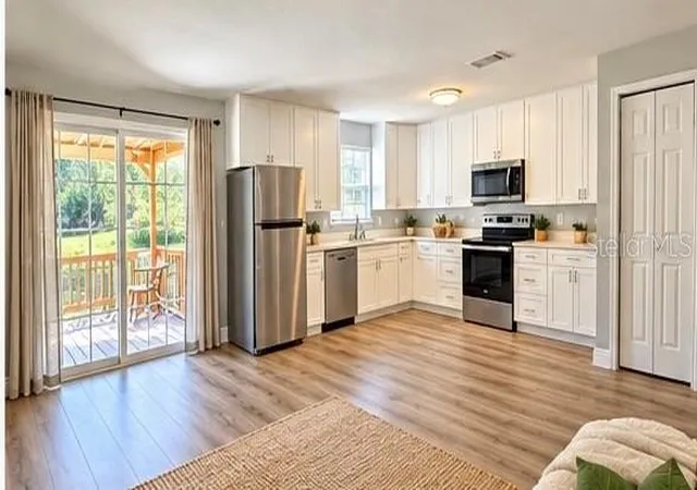 Photo 3 of Single family home for sale at 4312 Lithia Pinecrest Rd, Valrico, FL 33596 | MLS# TB8558355 | Listing updated on 2026-10-19