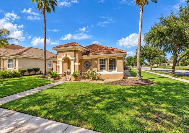 Single family home for sale at 3321 Pino Ave, NEW SMYRNA BEACH, FL 32168 | MLS# NS1089508