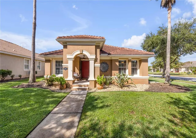 Photo 4 of Single family home for sale at 3321 Pino Ave, New Smyrna Beach, FL 32168 | MLS# NS1089508 | Listing updated on 2026-10-17