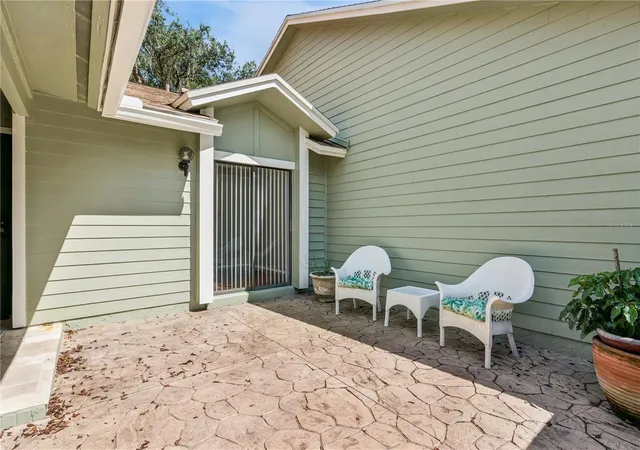 Photo 4 of Townhouse for sale at 440 Evesham Pl, Longwood, FL 32779 | MLS# O6450135 | Listing updated on 2026-10-19