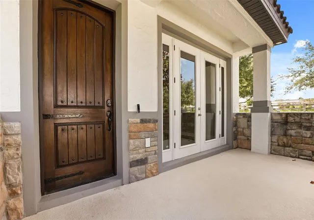Photo 3 of Single family home for sale at 9279 Grand Is Way, Winter Garden, FL 34787 | MLS# O6450136 | Listing updated on 2026-10-20