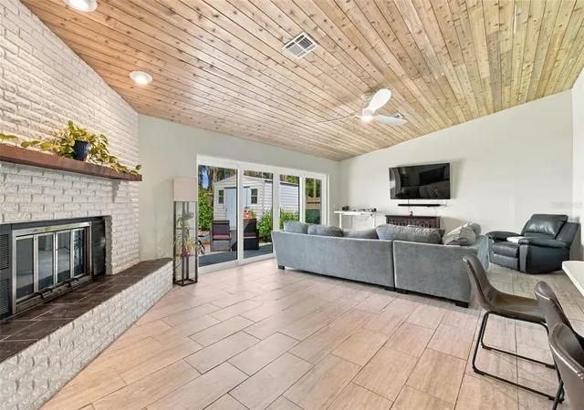 Photo 4 of Single family home for sale at 12527 Lacey Dr, New Port Richey, FL 34654 | MLS# W7890344 | Listing updated on 2026-10-20