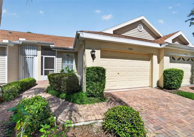 Photo 4 of Condo for sale at 2433 New Hvn Cir, Sun City Center, FL 33573 | MLS# TB8558380 | Listing updated on 2026-10-17