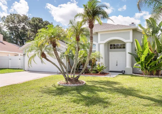 Photo 3 of Single family home for sale at 11883 Hartfordshire Way, Orlando, FL 32824 | MLS# O6450140 | Listing updated on 2026-10-20