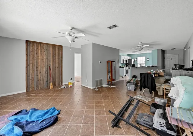 Photo 2 of Single family home for sale at 8175 Shooter Ln, Laurel Hill, FL 32567 | MLS# O6450145 | Listing updated on 2026-10-28