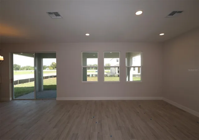 Photo 4 of Single family home for sale at 5278 High Line Dr, Saint Cloud, FL 34771 | MLS# O6450146 | Listing updated on 2026-10-20