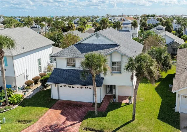 Photo 2 of Single family home for sale at 3 Avalon Ter, Palm Coast, FL 32137 | MLS# FC322129 | Listing updated on 2026-10-22