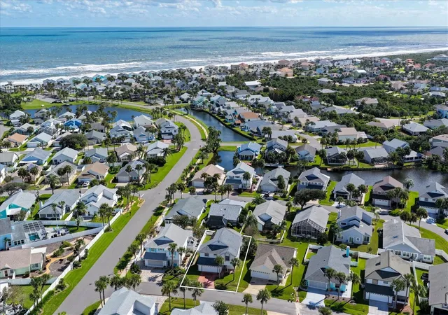 Photo 3 of Single family home for sale at 3 Avalon Ter, Palm Coast, FL 32137 | MLS# FC322129 | Listing updated on 2026-10-22