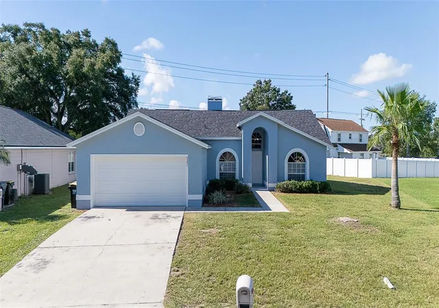 Single family home for sale at 5351 St Lucia Dr, LAKELAND, FL 33812 | MLS# P4940168