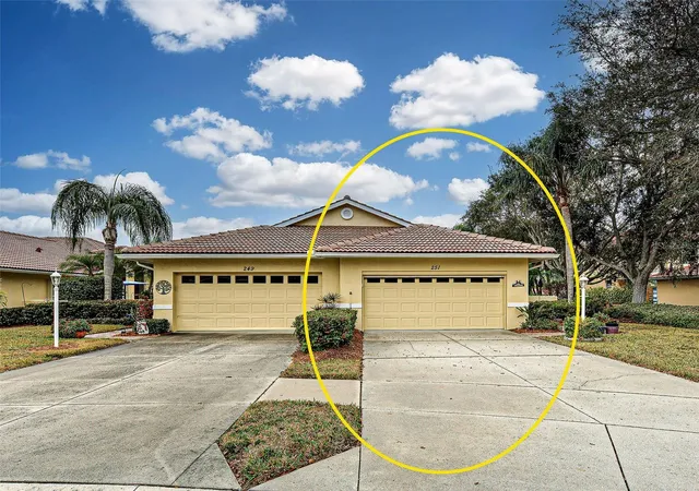 Photo 1 of Single family home for sale at 251 Vista Del Lago Way, Venice, FL 34292 | MLS# N6146205 | Listing updated on 2026-10-21