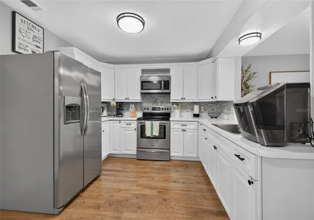 Photo 2 of Single family home for sale at 114 Sunwood Ct, Kissimmee, FL 34743 | MLS# G5119121 | Listing updated on 2026-10-21