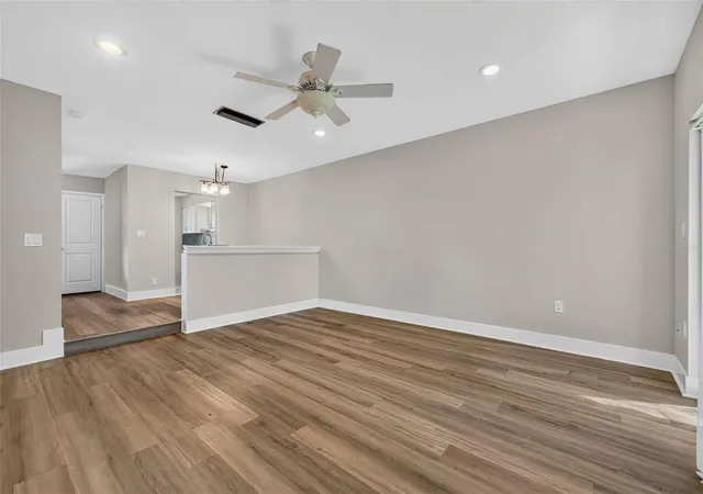 Photo 4 of Condo for sale at 6982 Sunset Dr S #6982, South Pasadena, FL 33707 | MLS# TB8558401 | Listing updated on 2026-10-20