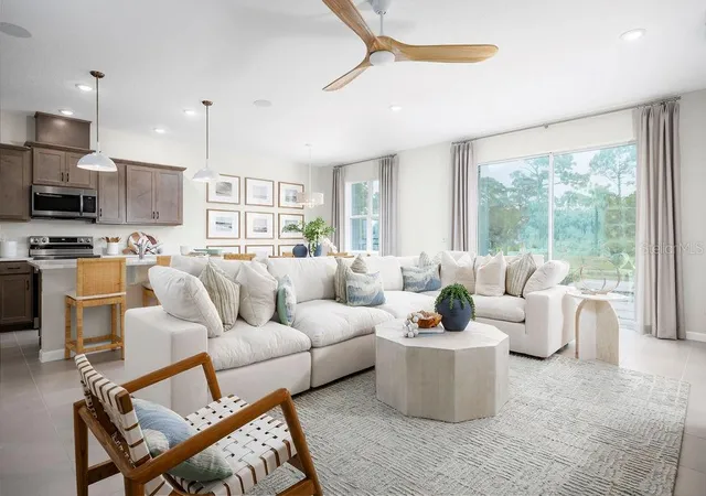 Photo 2 of Single family home for sale at 325 Fox Ridge Dr, Groveland, FL 34736 | MLS# O6450160 | Listing updated on 2026-10-21