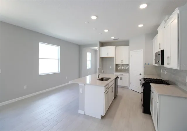 Photo 3 of Single family home for sale at 1308 Hyde St, Saint Cloud, FL 34771 | MLS# O6450171 | Listing updated on 2026-10-20