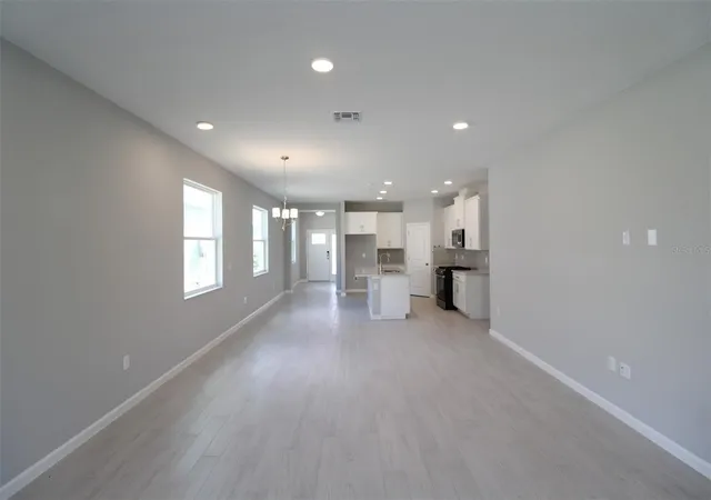 Photo 4 of Single family home for sale at 1308 Hyde St, Saint Cloud, FL 34771 | MLS# O6450171 | Listing updated on 2026-10-20