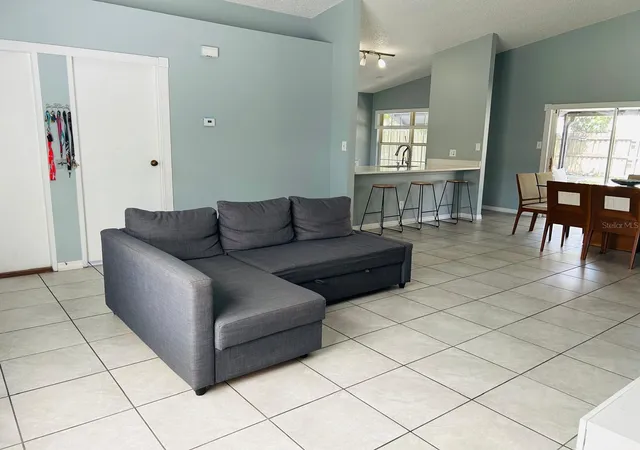 Photo 3 of Single family home for sale at 2833 Woodruff Dr, Orlando, FL 32837 | MLS# O6450181 | Listing updated on 2026-10-22