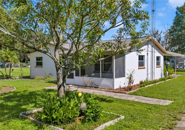 Photo 2 of Single family home for sale at 2510 Reynolds Rd, Lakeland, FL 33801 | MLS# P4940169 | Listing updated on 2026-10-27