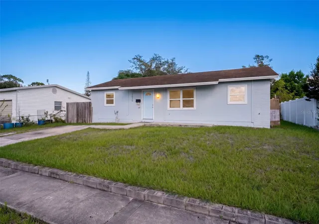 Photo 2 of Single family home for sale at 1075 Timberlane Trl, Casselberry, FL 32707 | MLS# O6450185 | Listing updated on 2026-10-18