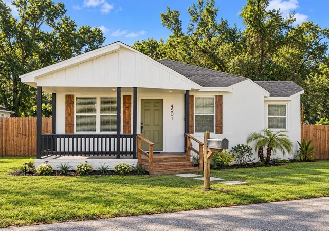 Photo 1 of Single family home for sale at 4501 E 14th Avenue, Tampa, FL 33605 | MLS# TB8558434 | Listing updated on 2026-10-16