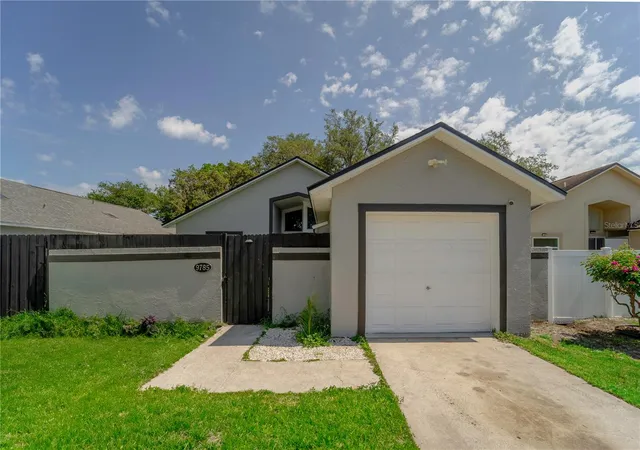 Photo 1 of Single family home for sale at 9785 Piney Point Cir, Orlando, FL 32825 | MLS# O6450191 | Listing updated on 2026-10-22