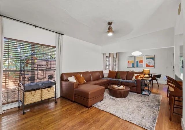 Photo 4 of Single family home for sale at 2857 Wood St, Sarasota, FL 34237 | MLS# A4709704 | Listing updated on 2026-10-20