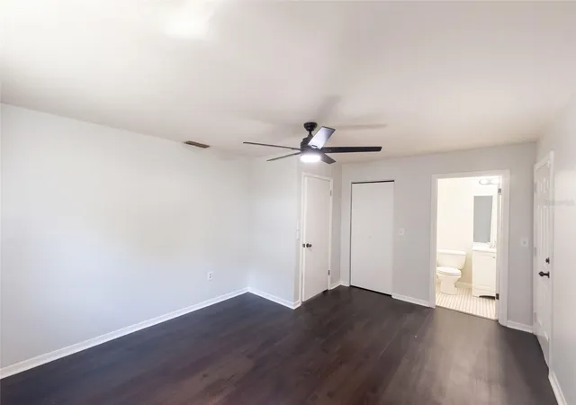 Photo 3 of Single family home for sale at 425 W Daughtery Rd, Lakeland, FL 33809 | MLS# O6450201 | Listing updated on 2026-10-23
